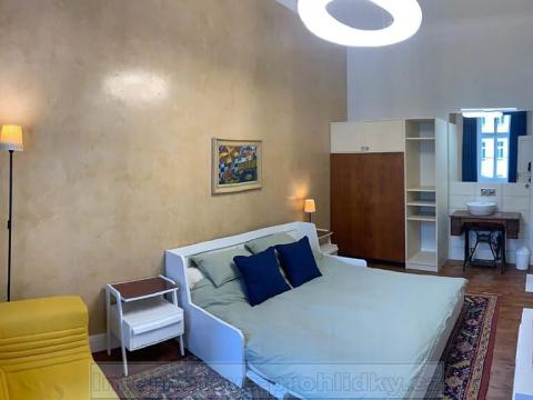 Pronájem bytu 1+1, Praha - Nové Město, Hálkova, 33 m2
