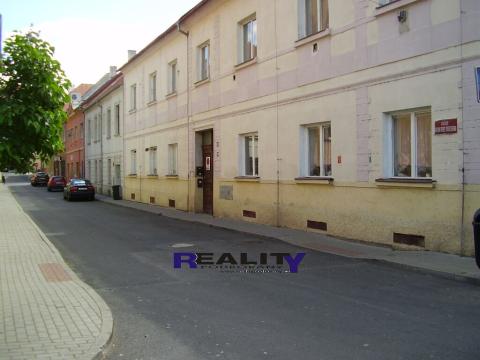 Pronájem bytu 2+1, Žatec, Třebízského, 54 m2