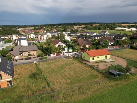 Prodej pozemku, Mukařov, 800 m2
