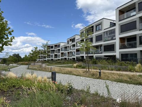 Pronájem bytu 1+kk, Praha - Hlubočepy, Kurandové, 33 m2
