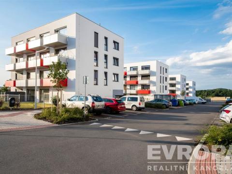 Pronájem bytu 1+kk, Hořovice, U Knížecí cesty, 32 m2