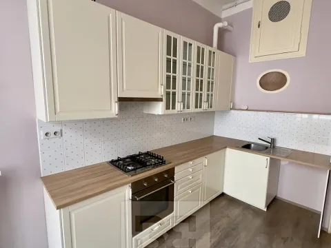 Pronájem bytu 3+1, Praha - Nové Město, Masarykovo nábřeží, 104 m2