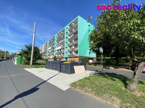 Pronájem bytu 1+1, Chomutov, Březenecká, 35 m2