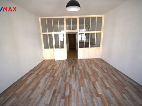 Pronájem bytu 1+1, Písek - Vnitřní Město, Chelčického, 49 m2