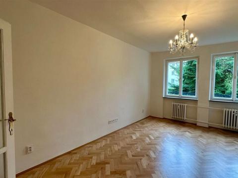 Pronájem bytu 2+1, Cheb, Růžová, 51 m2