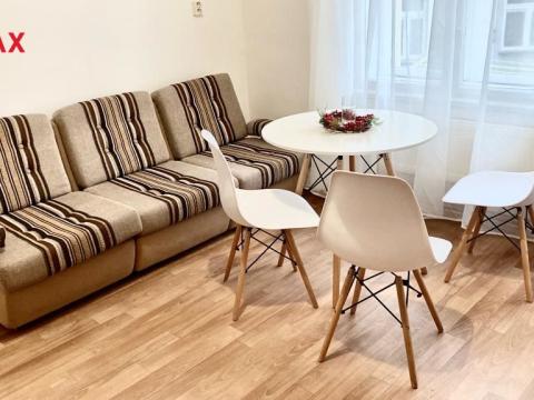 Pronájem bytu 2+1, Karlovy Vary, T. G. Masaryka, 92 m2