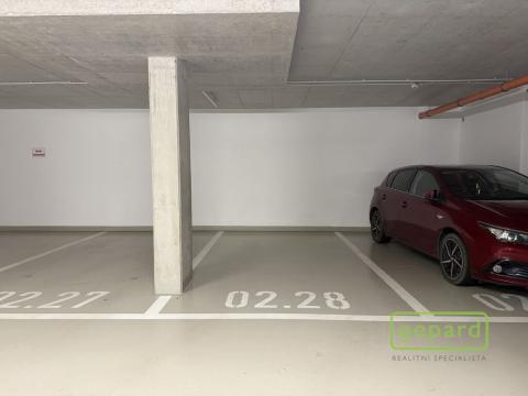 Pronájem garážového stání, Olomouc, Edmunda Husserla, 12 m2