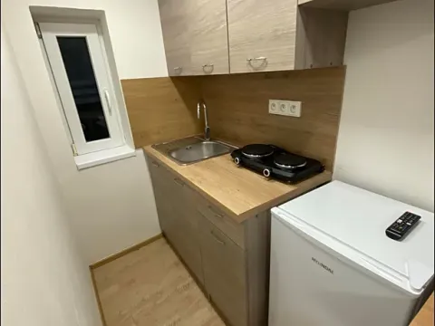 Pronájem bytu 1+kk, Zlín, Štefánikova, 22 m2