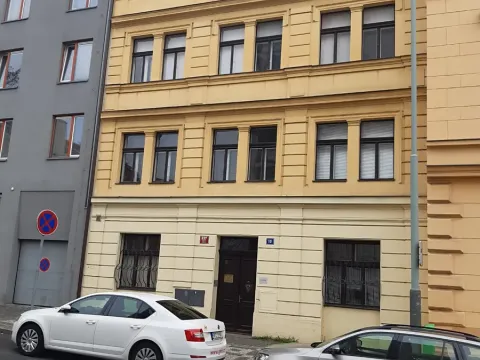 Pronájem bytu 3+kk, Praha - Žižkov, Jeseniova, 57 m2