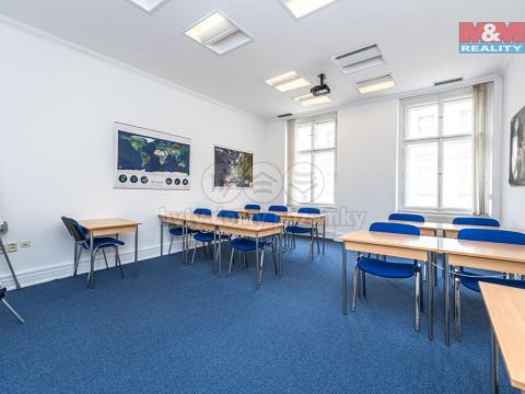 Pronájem kanceláře, Praha - Smíchov, Malátova, 55 m2