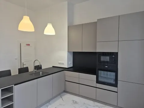 Pronájem bytu 4+1, Praha - Josefov, Kaprova, 135 m2