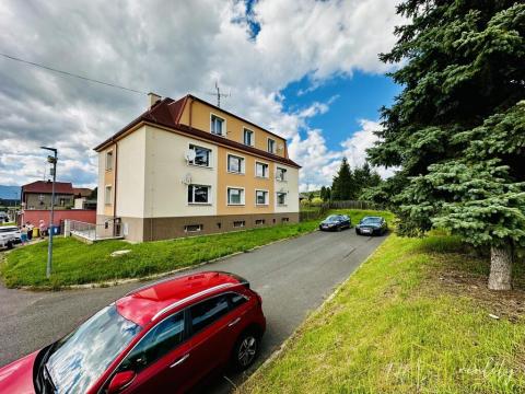 Prodej bytu 2+1, Zabrušany - Všechlapy, 52 m2