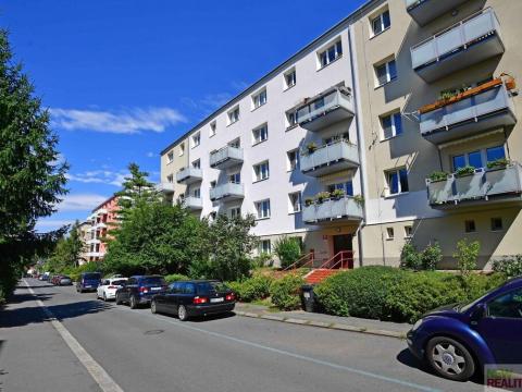 Prodej bytu 3+1, Praha - Podolí, 65 m2