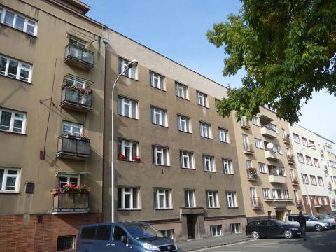 Pronájem bytu 2+1, Hradec Králové, Smetanovo nábřeží, 76 m2