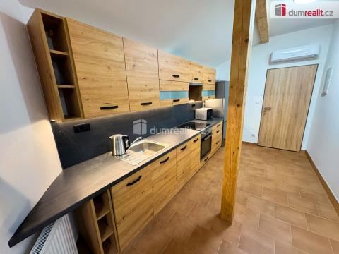 Pronájem bytu 2+kk, Kolín - Kolín V, Štítného, 50 m2