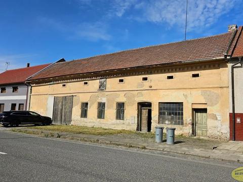 Prodej rodinného domu, Záříčí, 235 m2