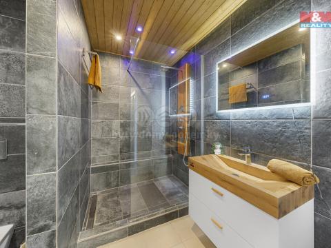 Prodej bytu 4+1, Ústí nad Labem - Krásné Březno, Obvodová, 81 m2