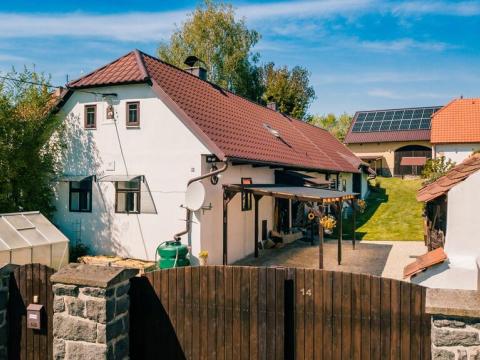 Prodej rodinného domu, Tušovice, 200 m2