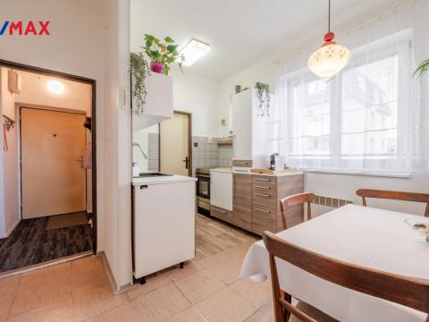 Prodej bytu 4+1, Horoměřice, K Bytovkám, 86 m2