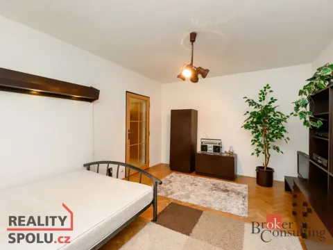 Prodej bytu 2+1, Plzeň - Doubravka, Ke Špitálskému lesu, 58 m2