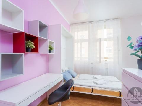 Pronájem bytu 1+kk, Praha, Čestmírova, 25 m2