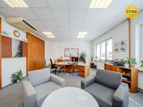 Pronájem kanceláře, Frýdek-Místek, Svazarmovská, 260 m2
