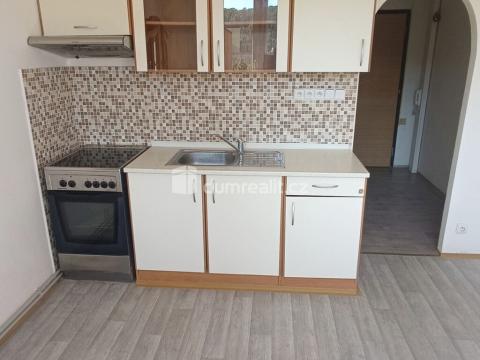 Pronájem bytu 1+1, Benešov nad Ploučnicí, Družstevní, 35 m2