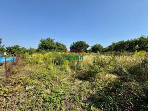 Prodej zahrady, Louny, 475 m2