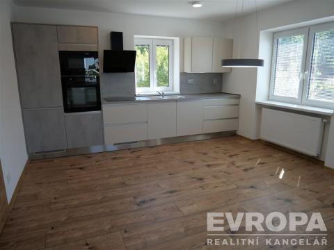 Pronájem bytu 2+kk, Havlíčkův Brod, Nad Skalkou, 69 m2
