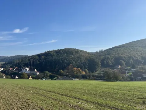 Prodej pozemku pro bydlení, Lažany, 2721 m2