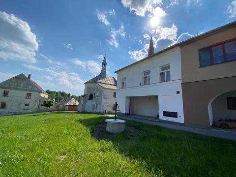 Pronájem bytu 2+1, Potštát, Bočkovo nám., 77 m2