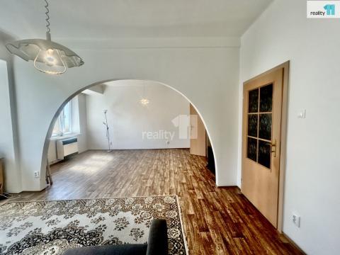 Pronájem bytu 2+kk, Praha - Michle, Adamovská, 46 m2