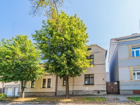 Prodej rodinného domu, Kladno, Divadelní, 137 m2