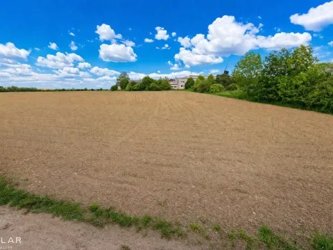 Prodej komerčního pozemku, Moravský Krumlov, 5168 m2