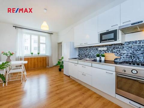 Pronájem bytu 1+1, Praha - Žižkov, Jana Želivského, 47 m2