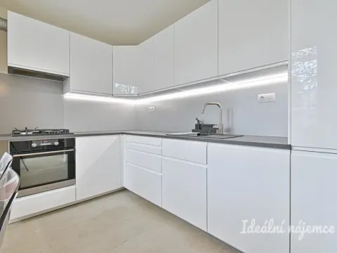 Pronájem bytu 2+1, Brno - Bystrc, Černého, 62 m2