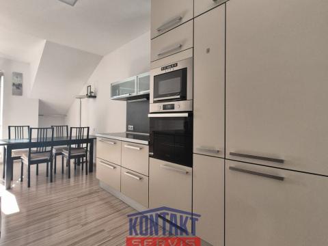 Pronájem bytu 3+kk, České Budějovice, Spojovací, 82 m2