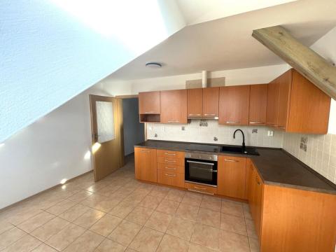 Pronájem bytu 1+kk, Malšice, náměstí V. Háka, 62 m2