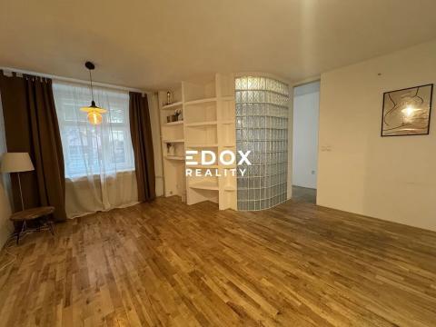 Pronájem bytu 2+1, Praha - Bubeneč, Národní obrany, 44 m2