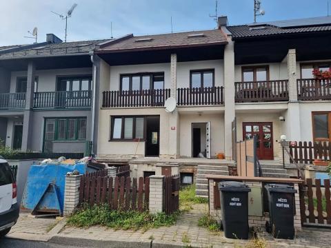 Prodej rodinného domu, Nový Bor, Meruňková, 172 m2