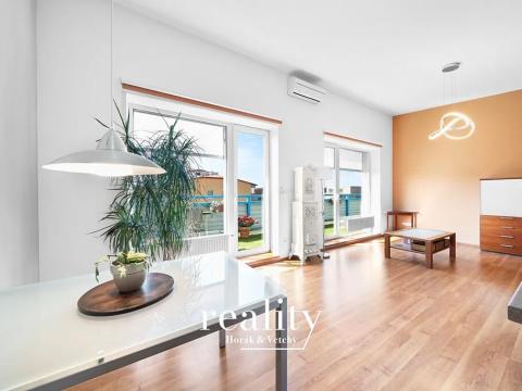 Pronájem bytu 2+kk, Jihlava, Za Prachárnou, 55 m2