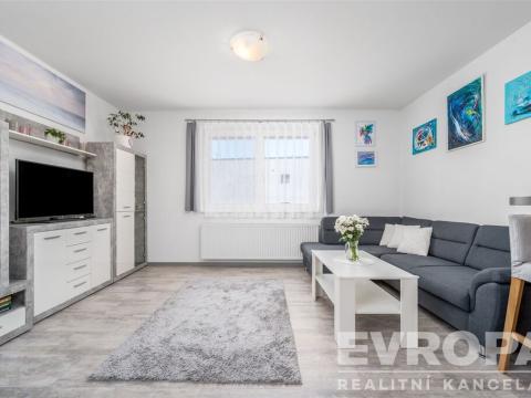 Pronájem bytu 2+kk, Hostivice, Litovická, 63 m2