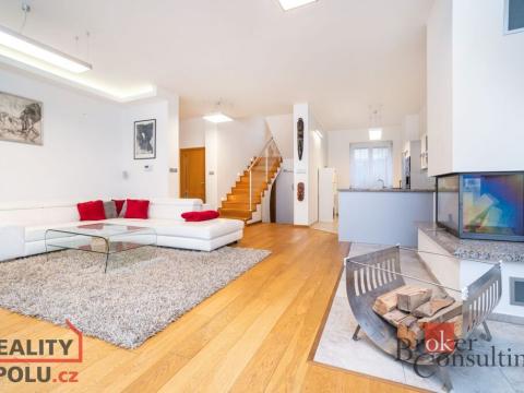 Pronájem rodinného domu, Praha - Radotín, U sanatoria, 130 m2