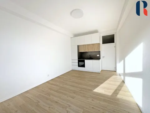 Pronájem bytu 1+kk, Praha - Braník, Branická, 30 m2
