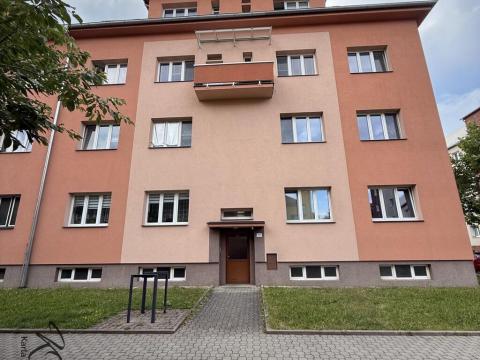 Pronájem bytu 2+1, Vsetín, Na Kamencoch, 80 m2