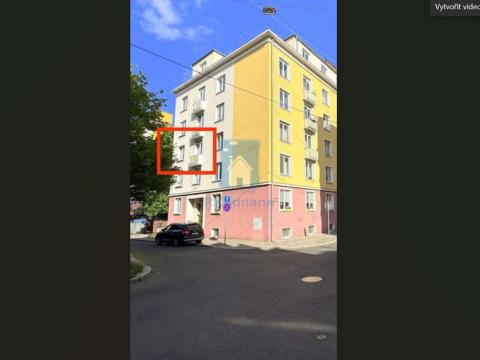 Prodej bytu 2+1, Karlovy Vary, K. Čapka, 56 m2