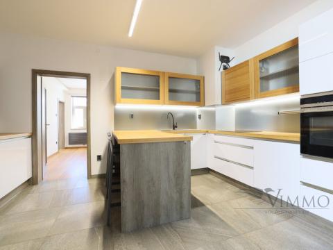 Pronájem bytu 4+1, České Budějovice - České Budějovice 5, Krokova, 117 m2