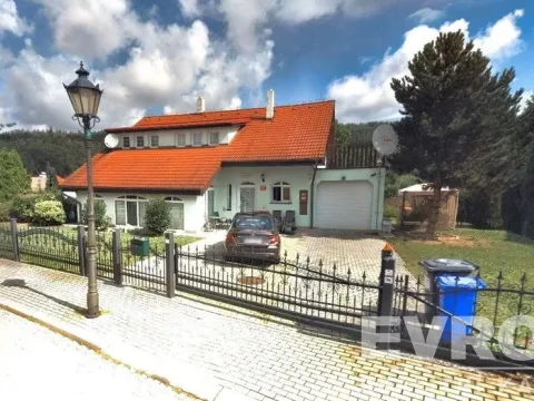 Prodej rodinného domu, Praha - Nebušice, Na Malé Šárce, 178 m2