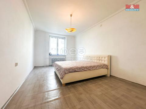 Prodej bytu 2+1, Karlovy Vary, K. Čapka, 56 m2