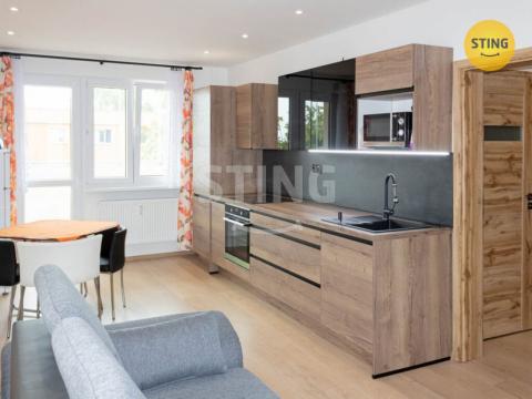Pronájem bytu 2+kk, Karviná, Sovova, 58 m2